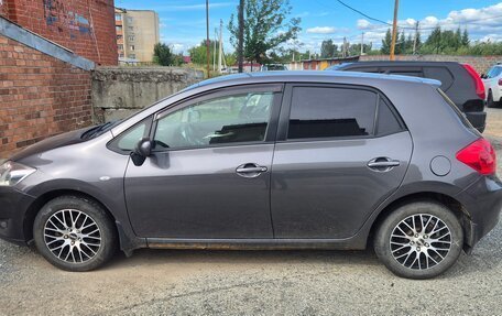 Toyota Auris II, 2007 год, 750 000 рублей, 10 фотография