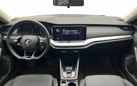 Skoda Octavia IV, 2022 год, 1 808 000 рублей, 5 фотография