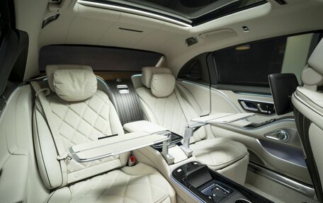 Mercedes-Benz Maybach S-Класс, 2023 год, 30 000 000 рублей, 9 фотография