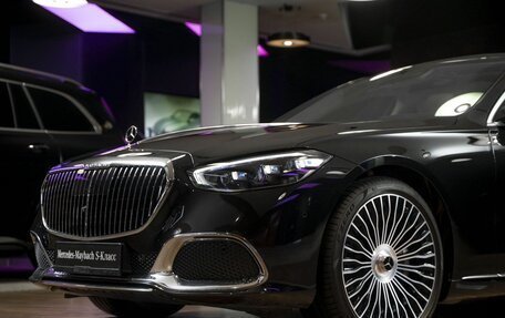 Mercedes-Benz Maybach S-Класс, 2023 год, 30 000 000 рублей, 14 фотография