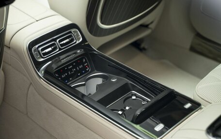 Mercedes-Benz Maybach S-Класс, 2023 год, 30 000 000 рублей, 20 фотография