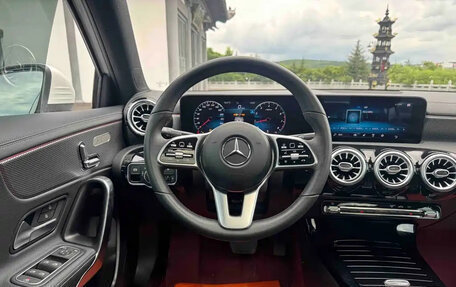 Mercedes-Benz A-Класс, 2023 год, 2 100 000 рублей, 8 фотография