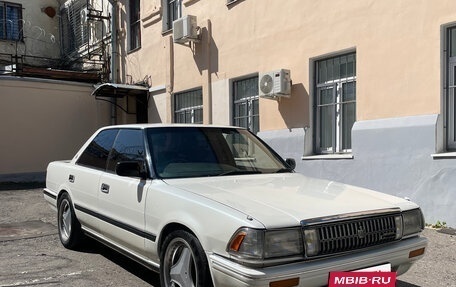 Toyota Crown, 1988 год, 590 000 рублей, 4 фотография