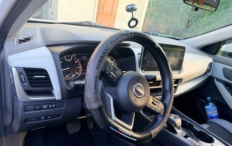 Nissan Rogue, 2023 год, 2 850 000 рублей, 17 фотография