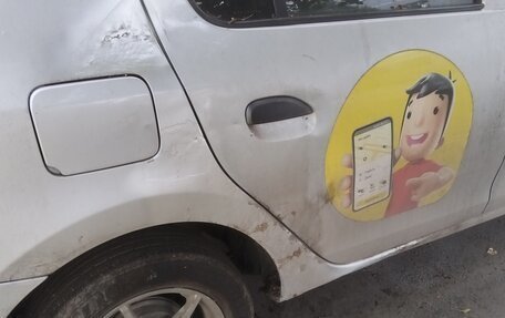 Renault Logan II, 2015 год, 400 000 рублей, 9 фотография