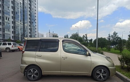 Toyota FunCargo, 2001 год, 400 000 рублей, 2 фотография
