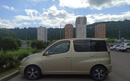 Toyota FunCargo, 2001 год, 400 000 рублей, 3 фотография