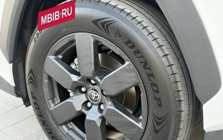 Toyota RAV4, 2026 год, 4 050 000 рублей, 22 фотография