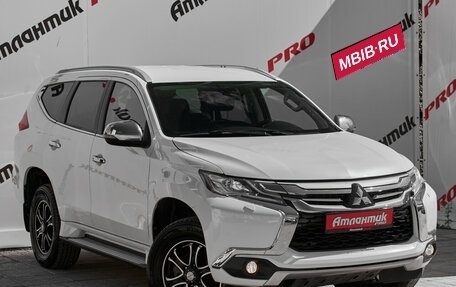 Mitsubishi Pajero Sport III рестайлинг, 2016 год, 2 730 000 рублей, 3 фотография