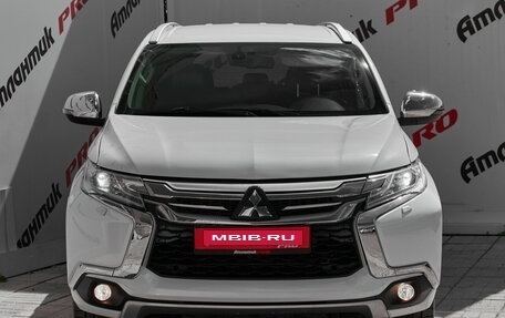 Mitsubishi Pajero Sport III рестайлинг, 2016 год, 2 730 000 рублей, 2 фотография