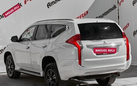 Mitsubishi Pajero Sport III рестайлинг, 2016 год, 2 730 000 рублей, 4 фотография