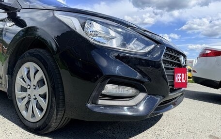 Hyundai Solaris II рестайлинг, 2018 год, 900 000 рублей, 2 фотография