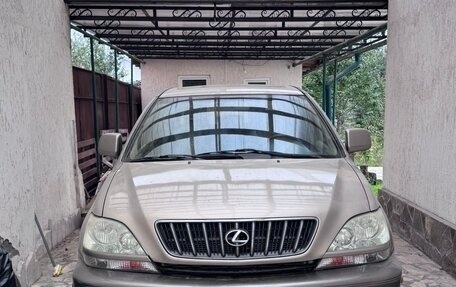 Lexus RX IV рестайлинг, 2002 год, 850 000 рублей, 1 фотография