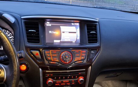 Nissan Pathfinder, 2014 год, 1 580 000 рублей, 9 фотография