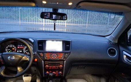 Nissan Pathfinder, 2014 год, 1 580 000 рублей, 11 фотография
