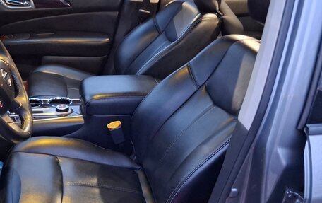 Nissan Pathfinder, 2014 год, 1 580 000 рублей, 12 фотография