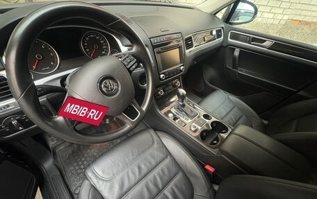 Volkswagen Touareg III, 2015 год, 3 190 000 рублей, 6 фотография