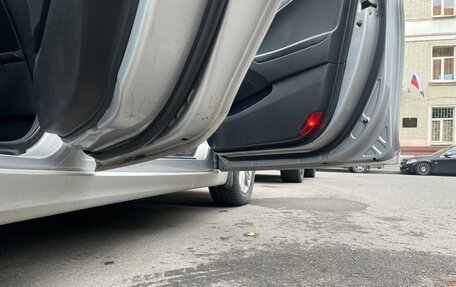 Hyundai Sonata VI, 2011 год, 950 000 рублей, 13 фотография