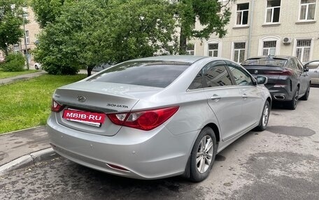 Hyundai Sonata VI, 2011 год, 950 000 рублей, 4 фотография