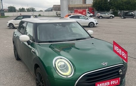 MINI Clubman, 2020 год, 2 500 000 рублей, 2 фотография