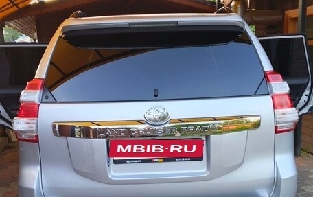 Toyota Land Cruiser Prado 150 рестайлинг 2, 2015 год, 3 500 000 рублей, 6 фотография