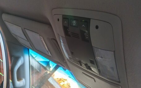 Toyota Land Cruiser Prado 150 рестайлинг 2, 2015 год, 3 500 000 рублей, 22 фотография