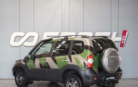 Chevrolet Niva I рестайлинг, 2018 год, 880 000 рублей, 2 фотография