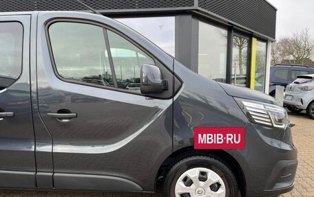 Renault Trafic, 2023 год, 3 780 000 рублей, 4 фотография