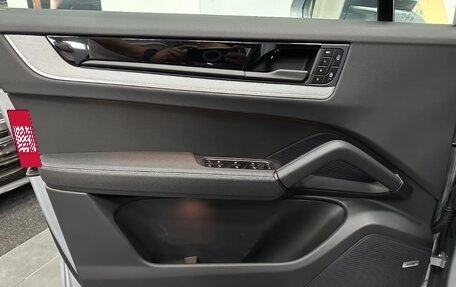Porsche Cayenne III, 2024 год, 11 500 000 рублей, 15 фотография