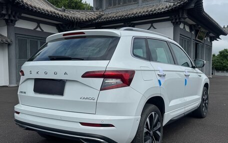 Skoda Karoq I, 2023 год, 2 215 000 рублей, 4 фотография