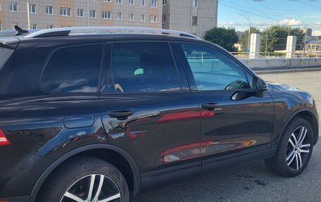 Volkswagen Touareg III, 2013 год, 1 750 000 рублей, 3 фотография