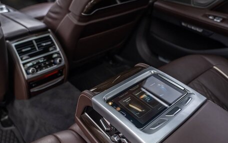 BMW 7 серия, 2017 год, 3 700 000 рублей, 18 фотография