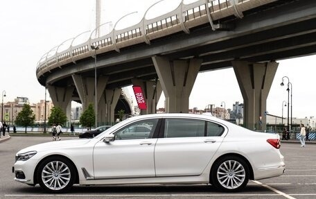 BMW 7 серия, 2017 год, 3 700 000 рублей, 9 фотография