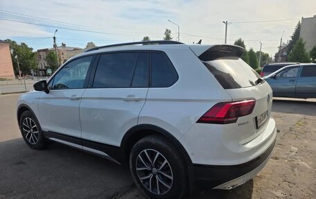 Volkswagen Tiguan II, 2019 год, 3 200 000 рублей, 3 фотография
