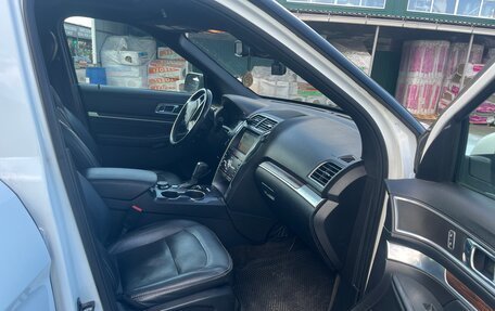 Ford Explorer VI, 2017 год, 2 500 000 рублей, 6 фотография