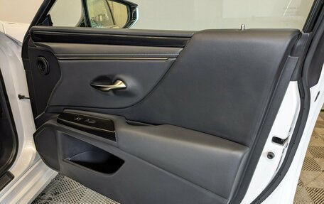 Lexus ES VII, 2020 год, 3 300 000 рублей, 25 фотография