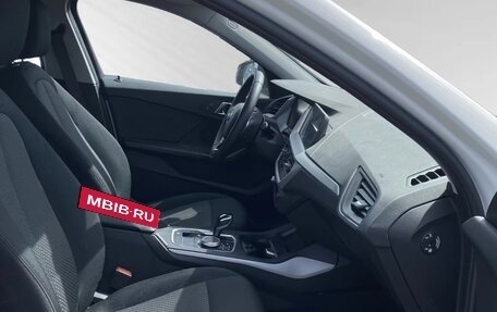 BMW 1 серия, 2023 год, 2 699 999 рублей, 6 фотография