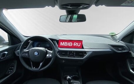 BMW 1 серия, 2023 год, 2 699 999 рублей, 7 фотография