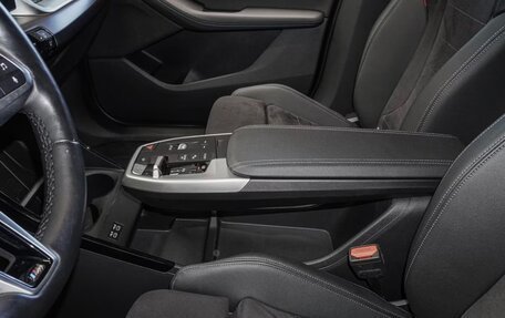 BMW 2 серия F44, 2023 год, 2 700 000 рублей, 17 фотография
