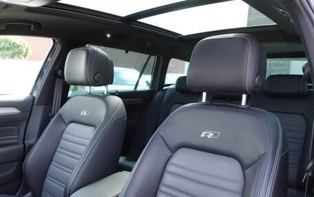 Volkswagen Passat B8 рестайлинг, 2023 год, 3 620 000 рублей, 8 фотография