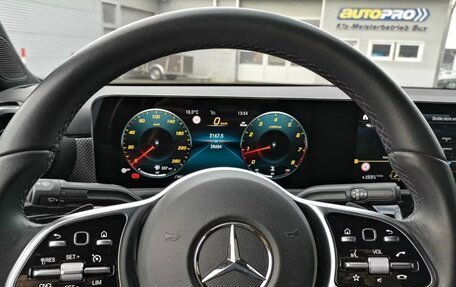 Mercedes-Benz A-Класс, 2023 год, 2 399 999 рублей, 15 фотография