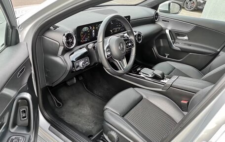 Mercedes-Benz A-Класс, 2023 год, 2 399 999 рублей, 9 фотография