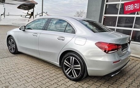 Mercedes-Benz A-Класс, 2023 год, 2 399 999 рублей, 6 фотография