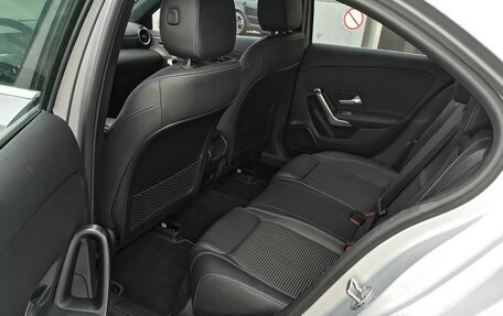 Mercedes-Benz A-Класс, 2023 год, 2 399 999 рублей, 34 фотография