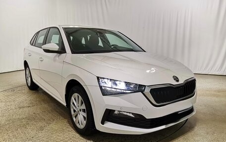 Skoda Scala I, 2024 год, 1 600 000 рублей, 3 фотография