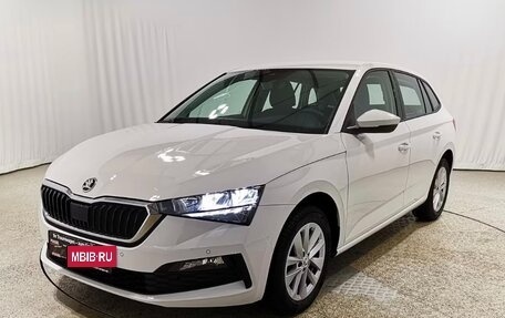 Skoda Scala I, 2024 год, 1 600 000 рублей, 2 фотография