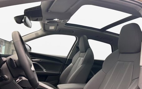 Audi Q5, 2025 год, 7 800 000 рублей, 15 фотография