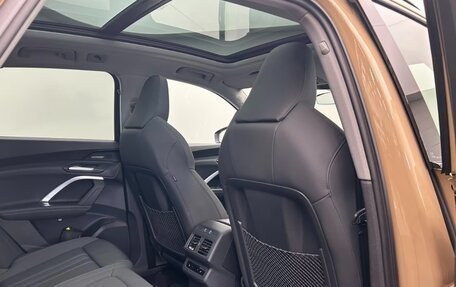 Audi Q5, 2025 год, 7 800 000 рублей, 22 фотография