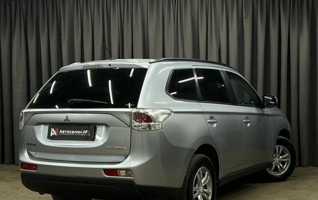 Mitsubishi Outlander III рестайлинг 3, 2012 год, 1 289 900 рублей, 4 фотография
