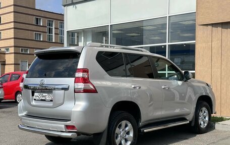 Toyota Land Cruiser Prado 150 рестайлинг 2, 2015 год, 3 800 000 рублей, 6 фотография